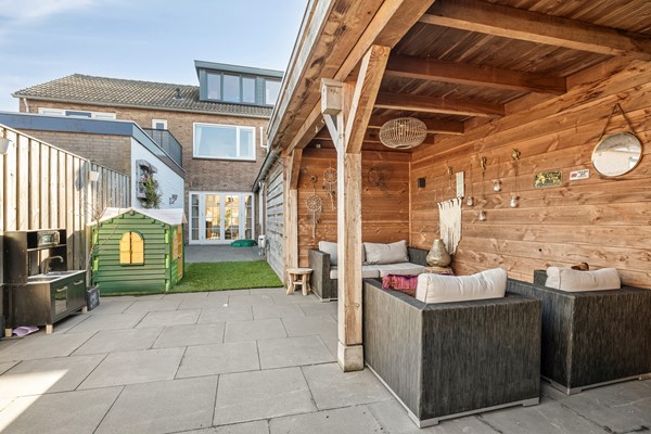 Bunschoten Spakenburg - Colijnstraat 33 Meerwaerde Makelaars (54).jpg